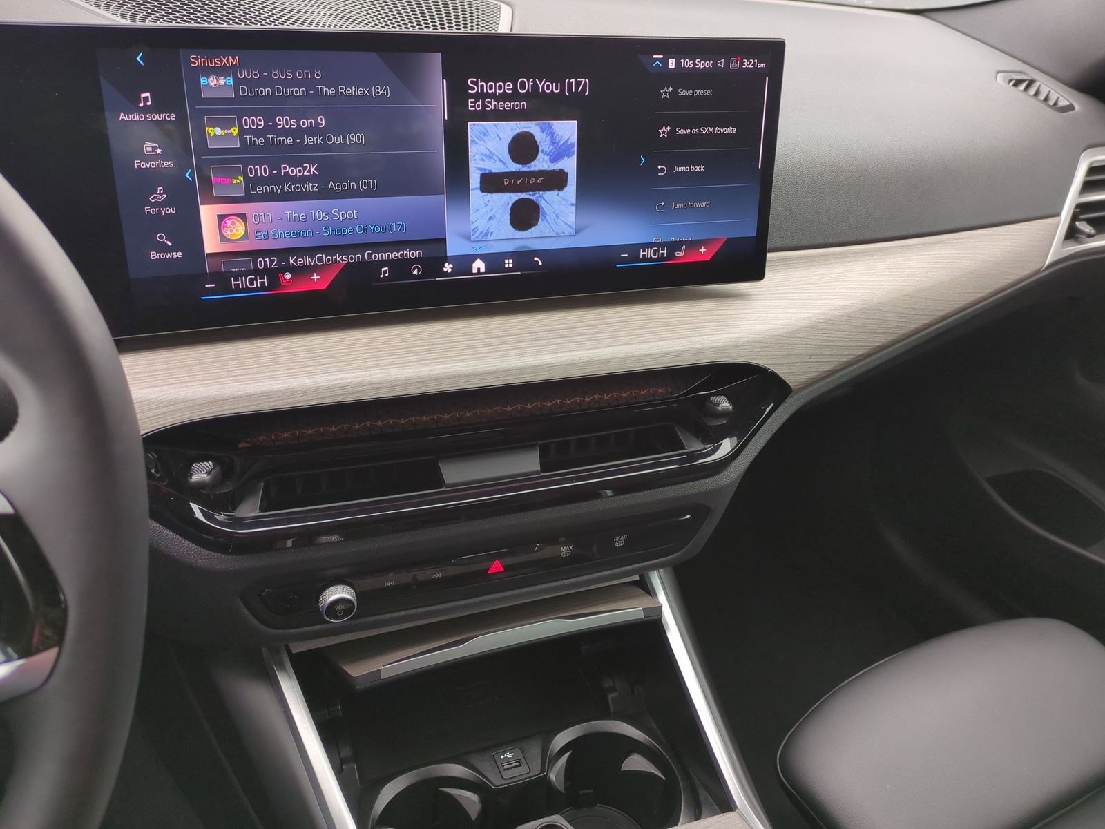 Certified 2025 BMW 430i Coupe image 30