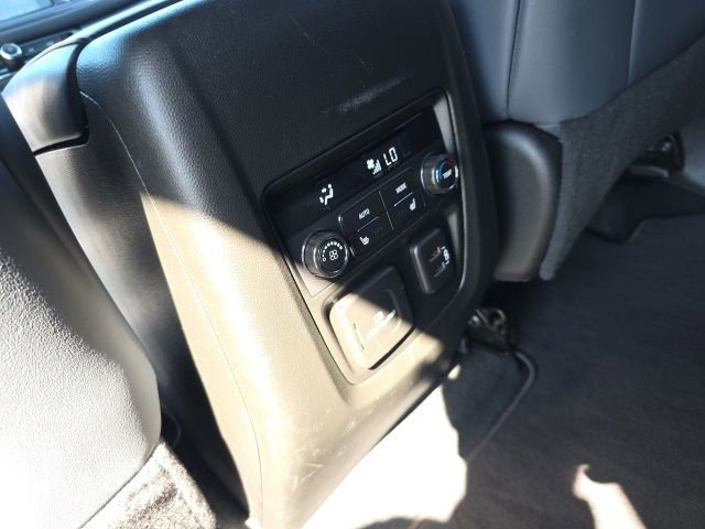 Used 2024 Buick Enclave Premium AWD/4WD image 41