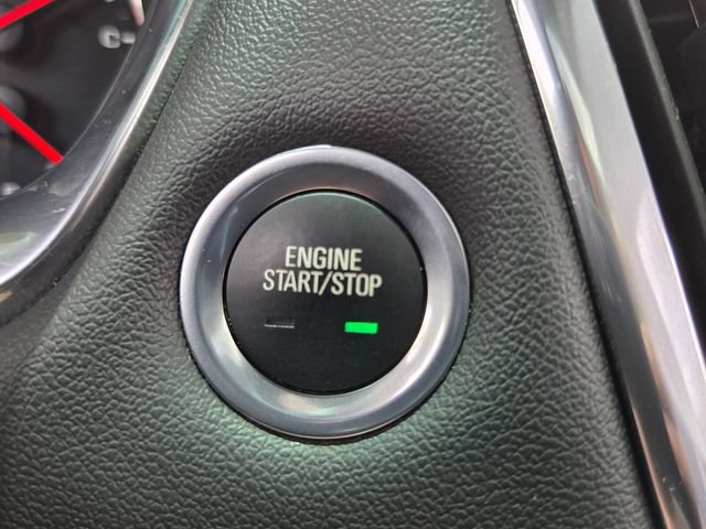 Used 2023 Chevrolet Traverse Premier FWD image 32