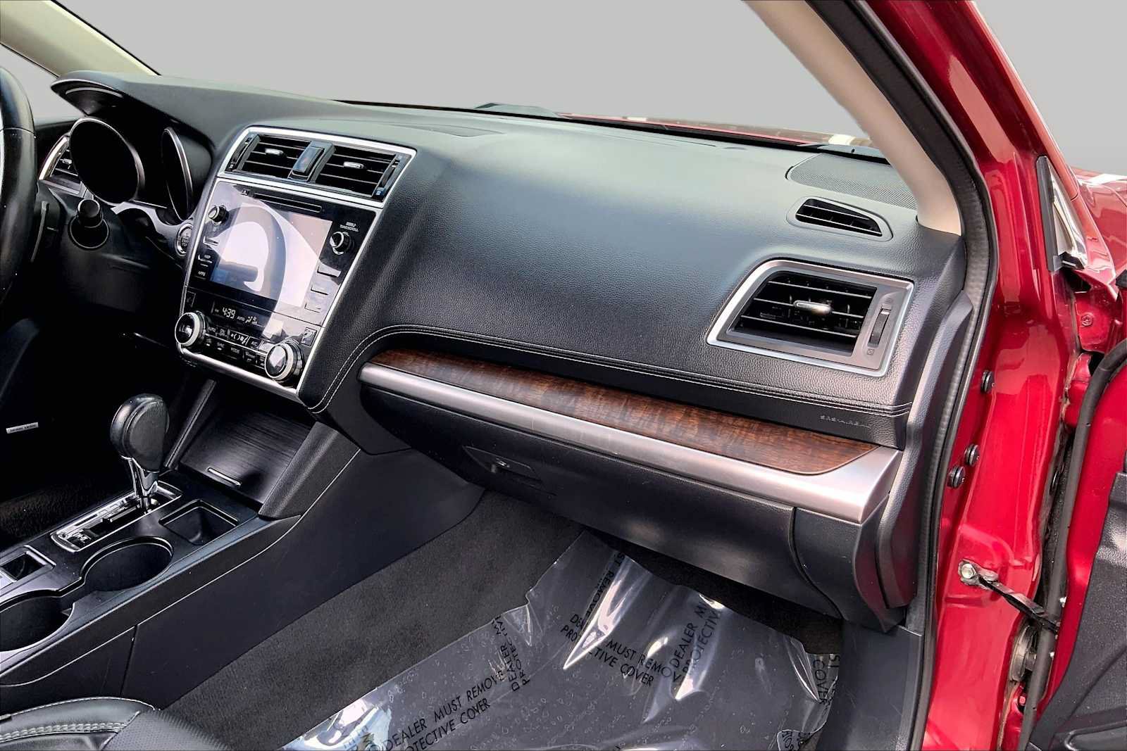 Used 2019 Subaru Outback 2.5i Limited AWD/4WD image 18