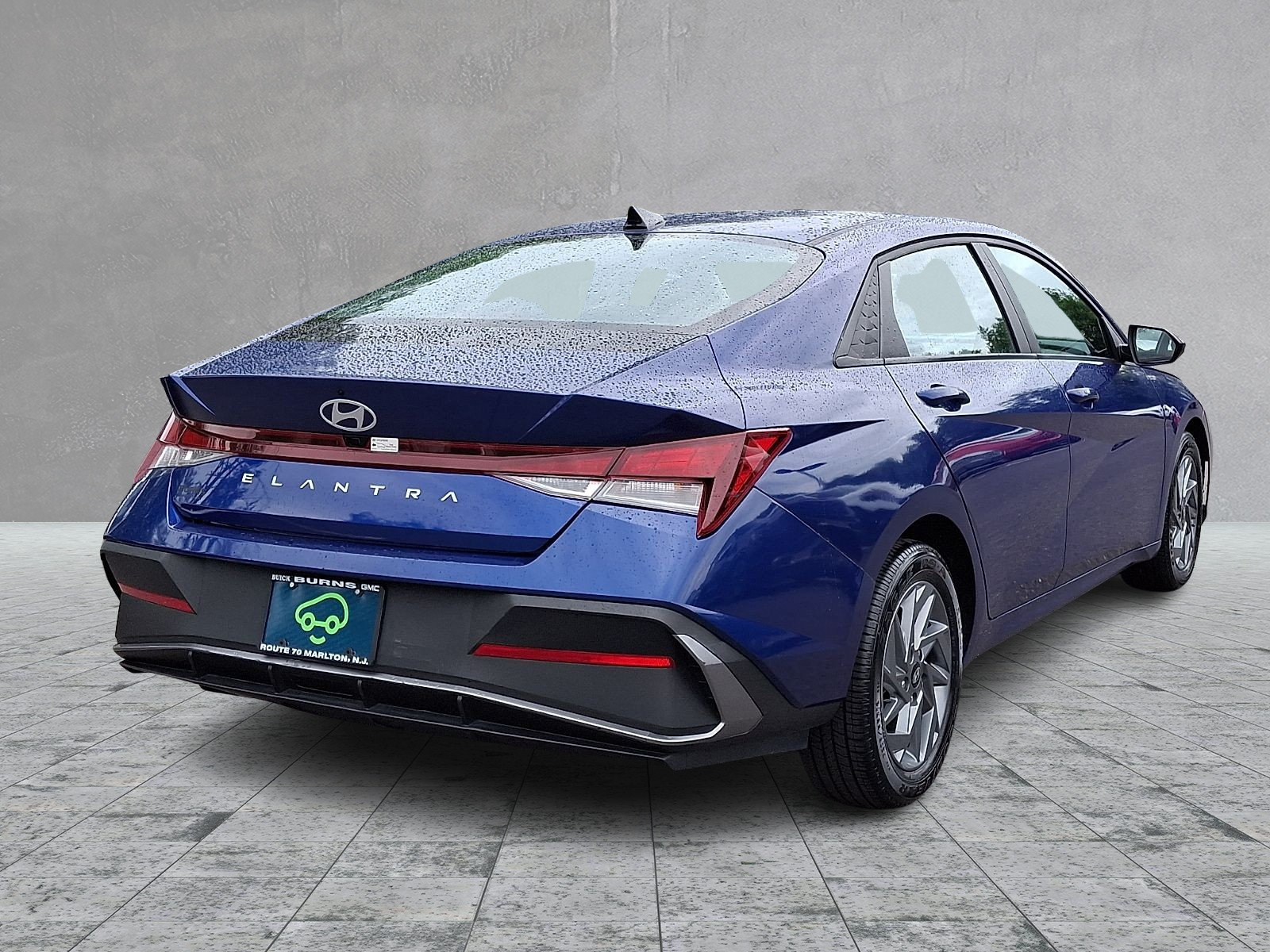 Used 2024 Hyundai Elantra SEL FWD image 5
