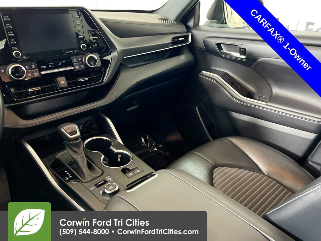 Used 2021 Toyota Highlander XSE AWD/4WD image 27