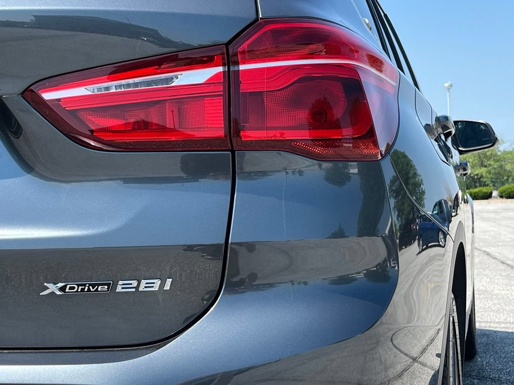 Used 2020 BMW X1 xDrive28i w/ Convenience Package AWD/4WD image 12