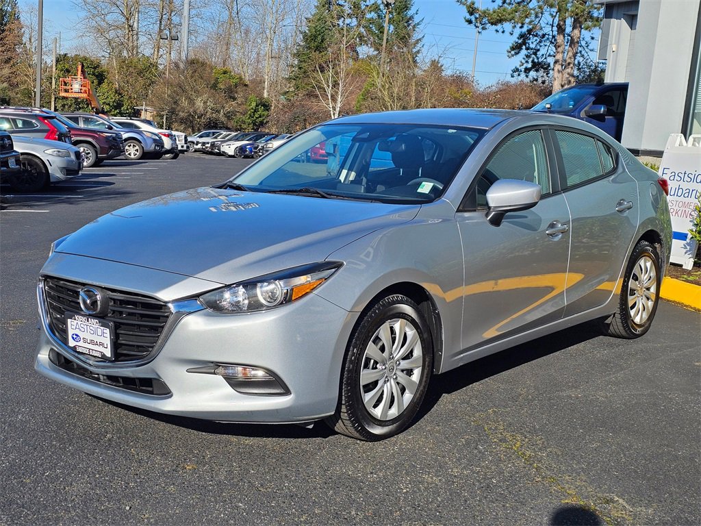 Used 2018 MAZDA MAZDA3 Sport image 3