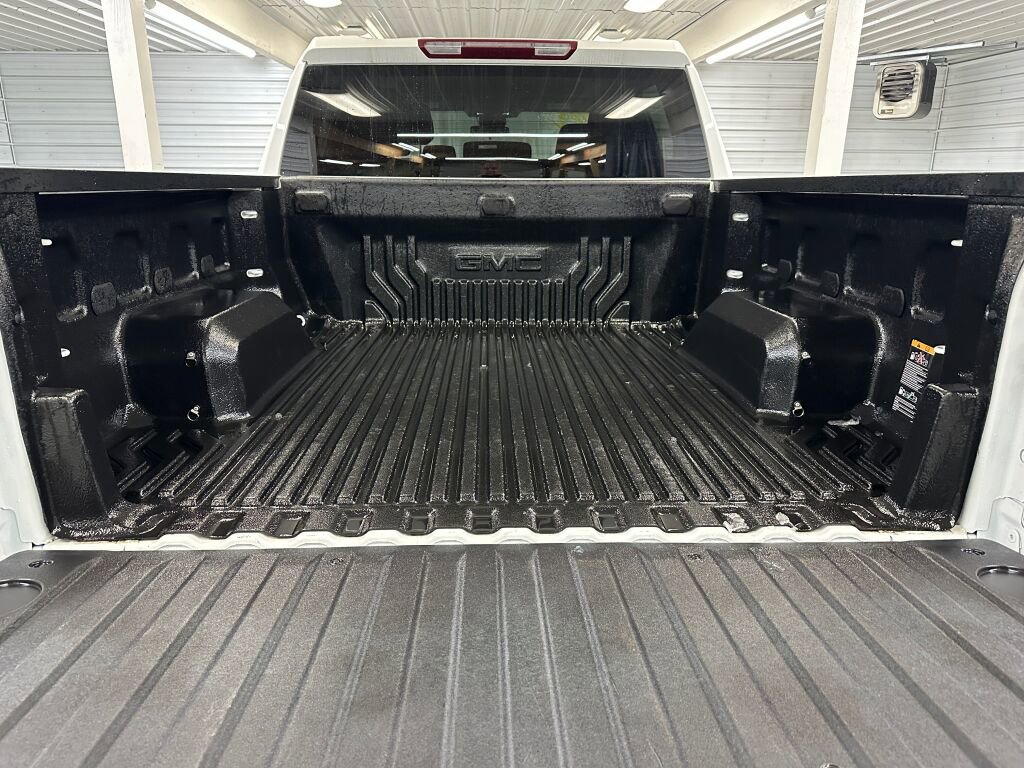 Used 2023 GMC Sierra 1500 Elevation image 24