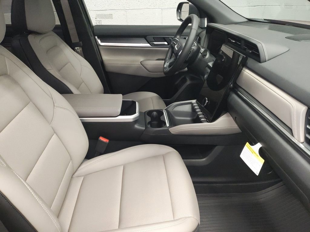 New 2026 GMC Terrain Elevation w/ Elevation Premium Package image 7