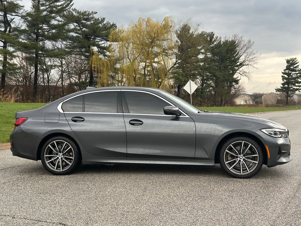 Used 2021 BMW 330e xDrive w/ Premium Package image 8