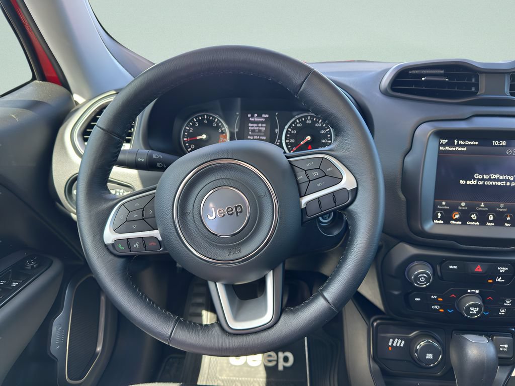 Used 2023 Jeep Renegade Latitude w/ Sun/Sound Group AWD/4WD image 18