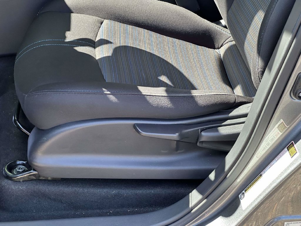 Certified 2023 Nissan Leaf S FWD image 16