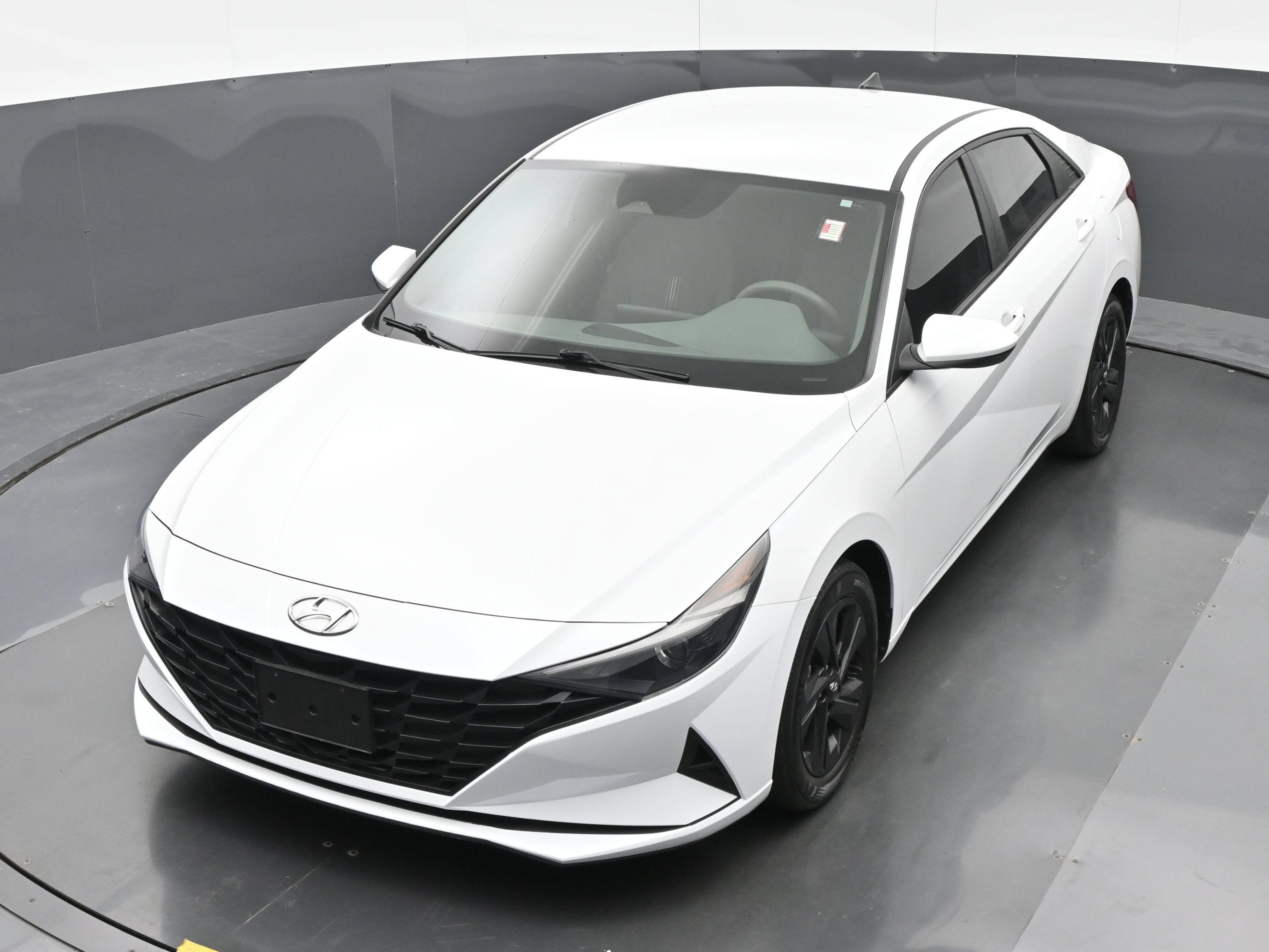 Used 2021 Hyundai Elantra SEL FWD image 34