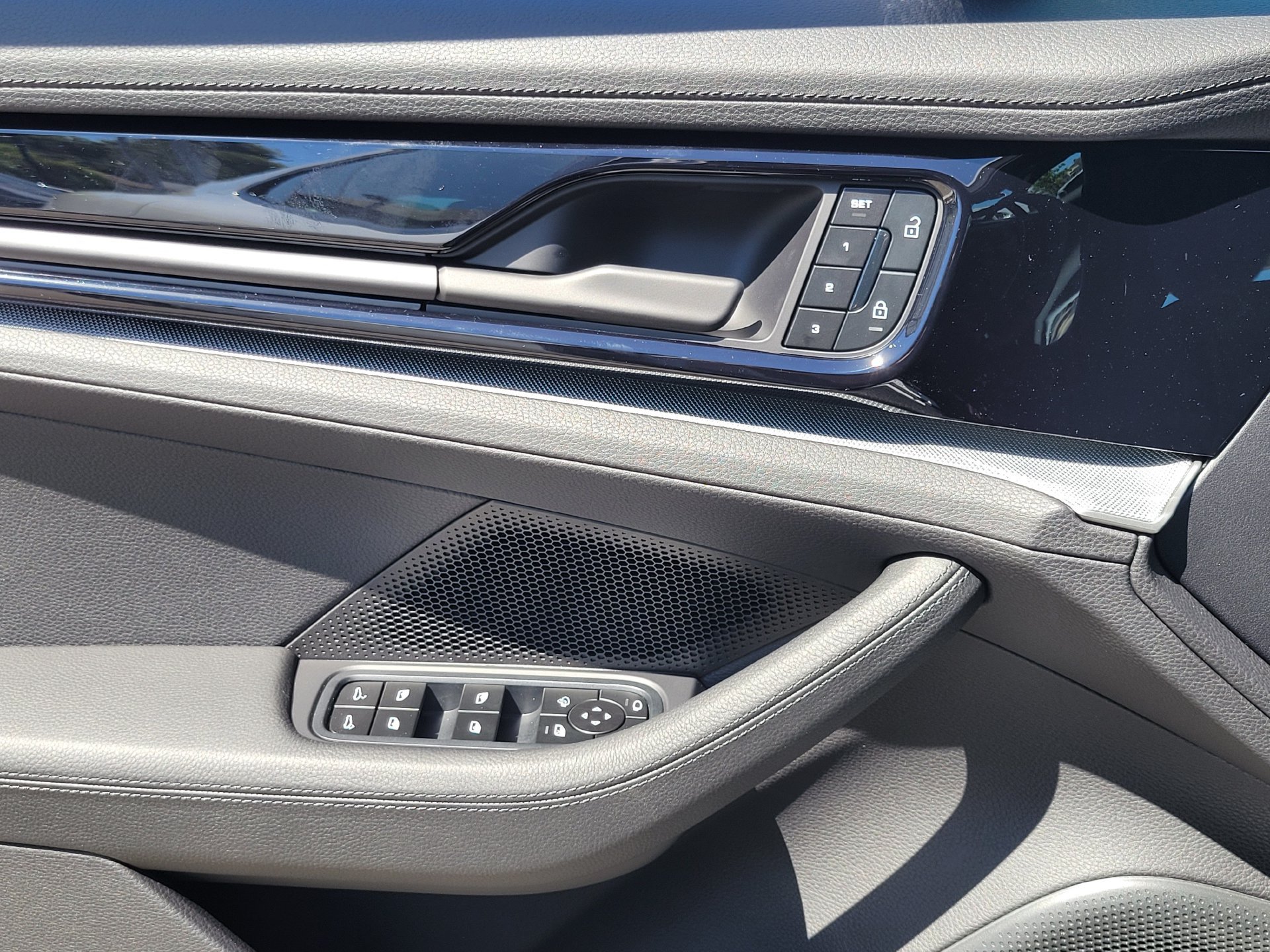 New 2026 Porsche Panamera RWD image 24