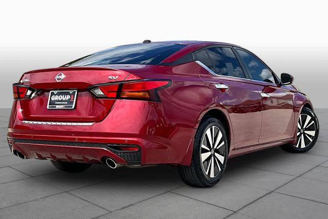 Certified 2022 Nissan Altima 2.5 SV w/ SV Premium Package FWD image 13