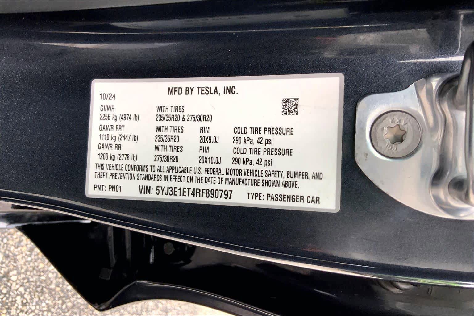 Used 2024 Tesla Model 3 Performance AWD/4WD image 32