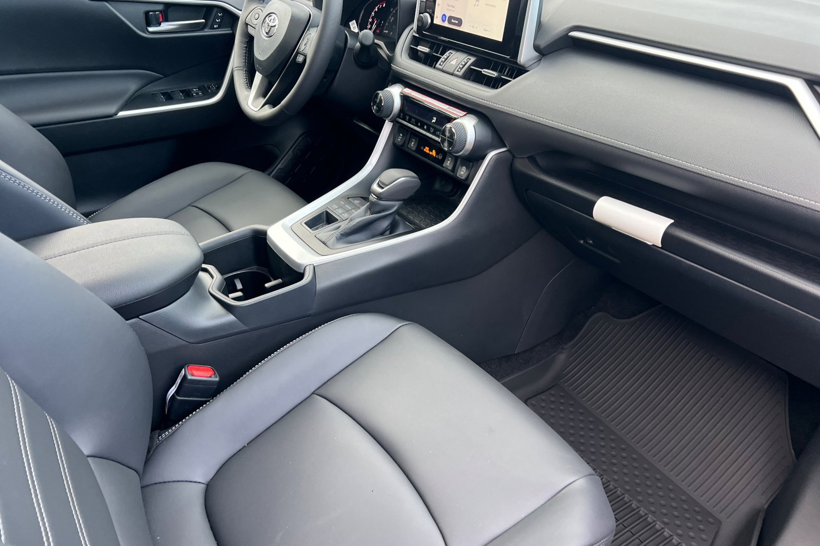 New 2025 Toyota RAV4 XLE Premium w/ Weather Package image 13