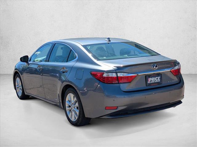 Used 2014 Lexus ES 300h w/ Luxury Package w/Bamboo Trim image 7