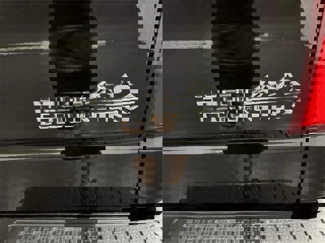 Used 2022 Chevrolet Silverado 1500 High Country w/ Max Trailering Package image 32