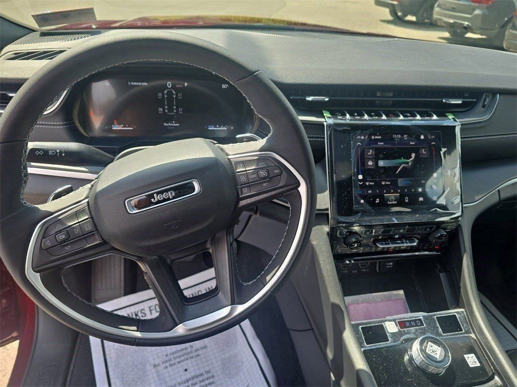 New 2025 Jeep Grand Cherokee L Altitude image 15