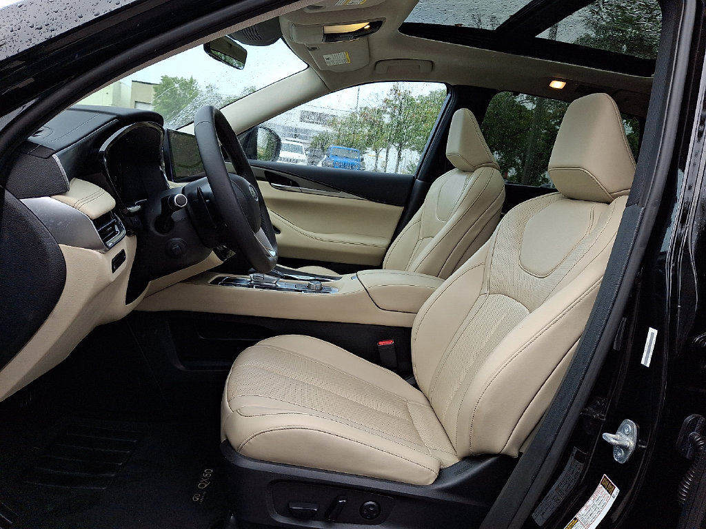 Certified 2023 INFINITI QX60 Luxe w/ Cargo Package AWD/4WD image 14