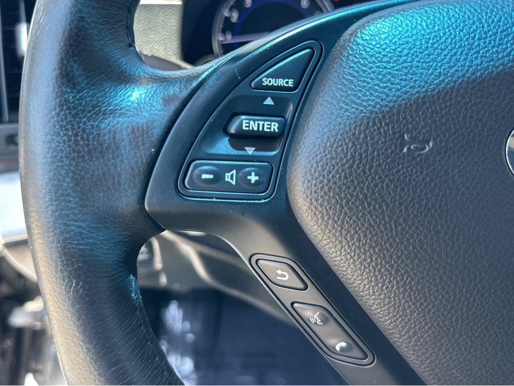 Used 2014 INFINITI Q60 Convertible w/ Premium Package RWD image 22
