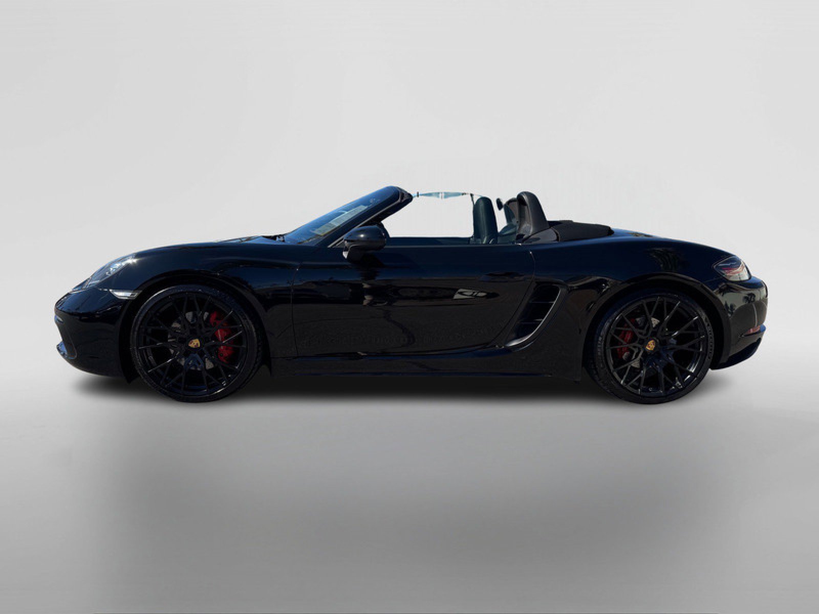 Used 2017 Porsche 718 Boxster S image 2