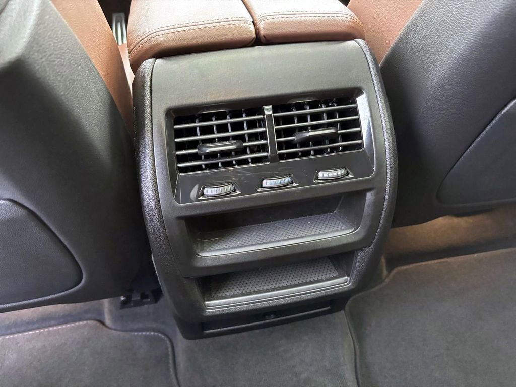 Certified 2025 BMW X6 M60i image 33