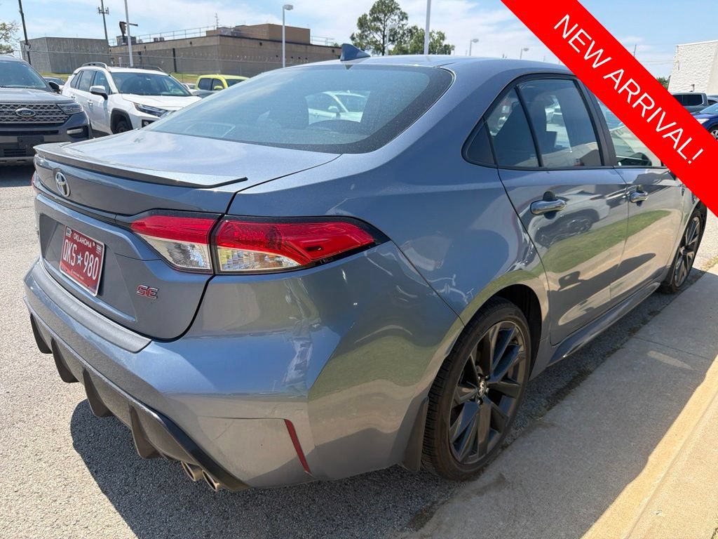 Certified 2025 Toyota Corolla SE w/ SE Premium Package FWD image 4