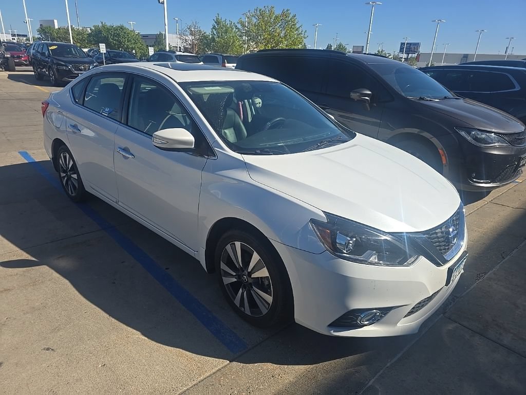 Used 2019 Nissan Sentra SL w/ Exterior Package FWD image 6