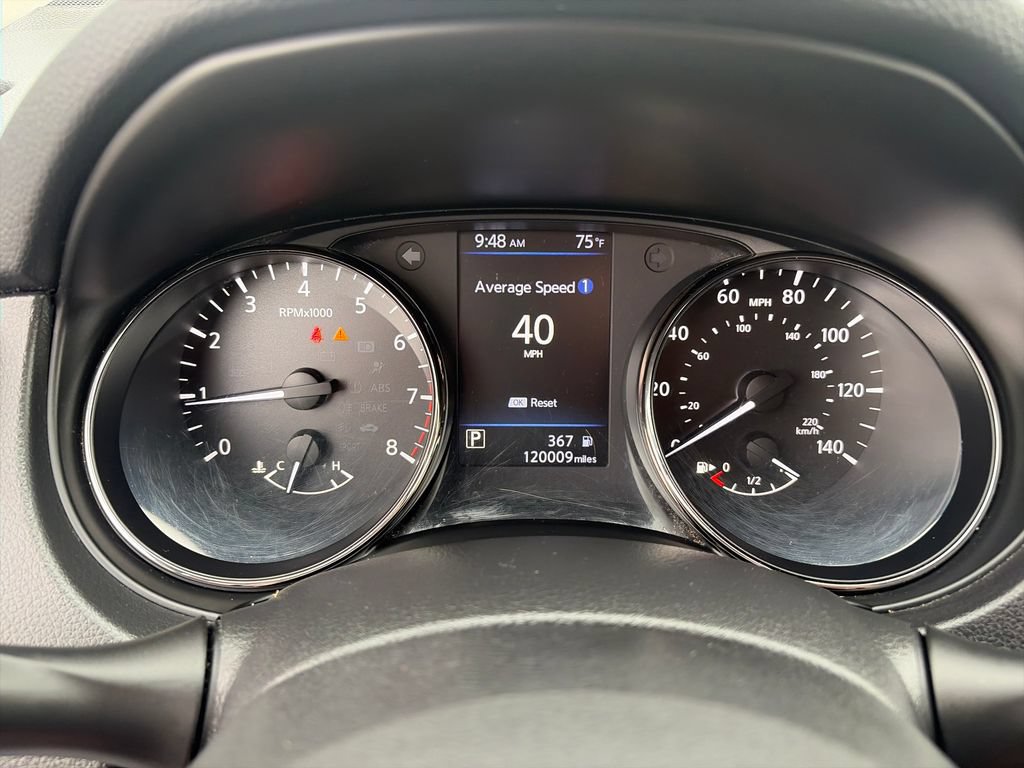 Used 2018 Nissan Rogue SV AWD/4WD image 16