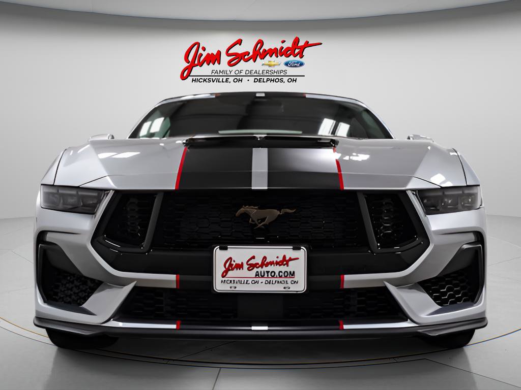 Used 2025 Ford Mustang GT Premium w/ GT Performance Package RWD image 2