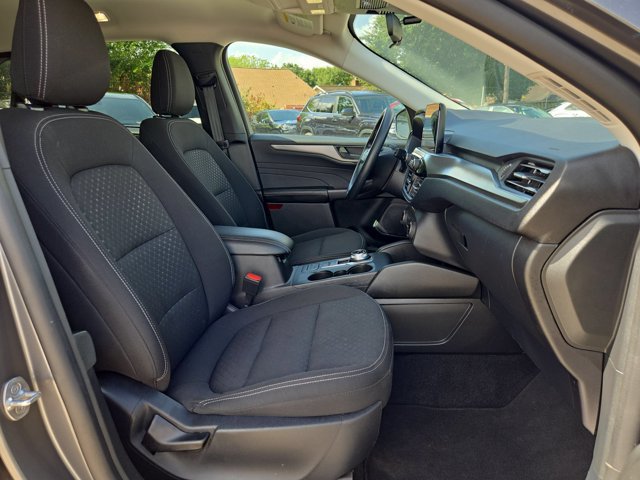 Used 2025 Ford Escape Active AWD/4WD image 26