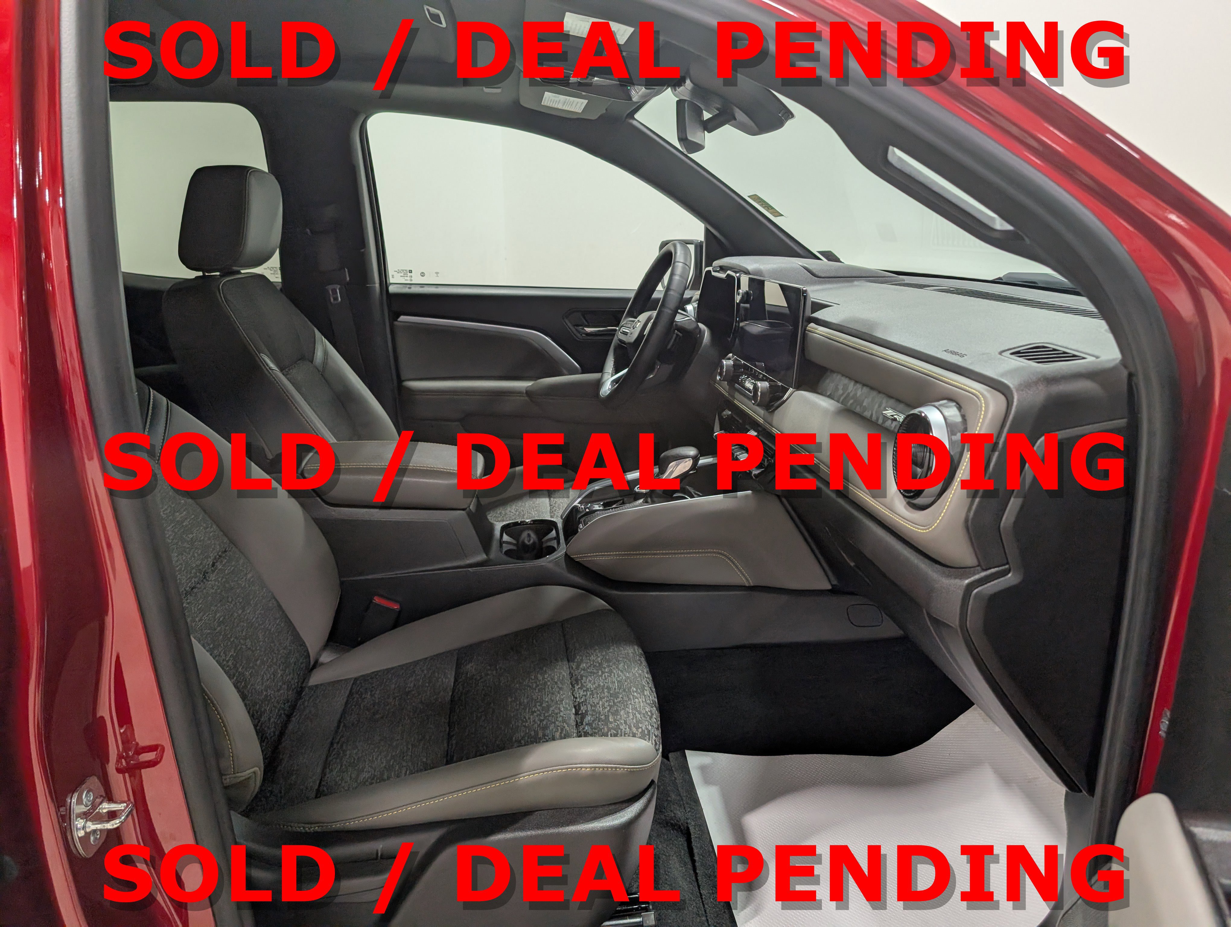 Used 2024 Chevrolet Colorado ZR2 image 20