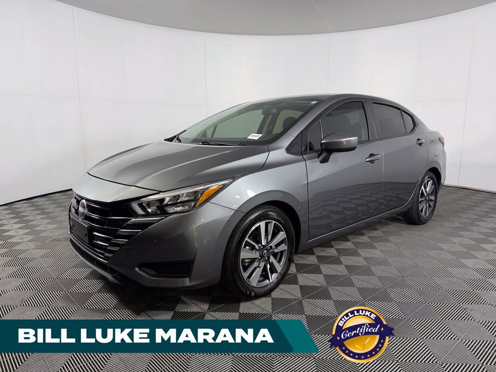 Used 2025 Nissan Versa SV FWD image 1