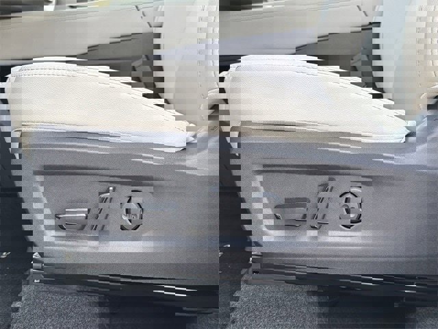 Used 2025 Nissan Murano SL w/ Cargo Package image 24