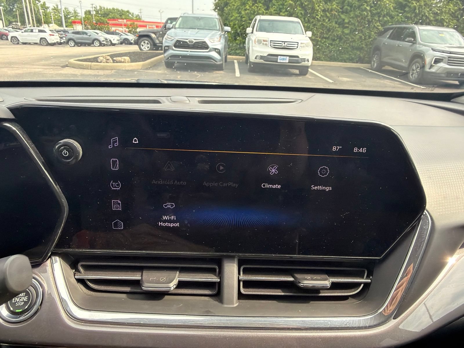 Used 2026 Chevrolet Trax ACTIV w/ Sunroof Package FWD image 14