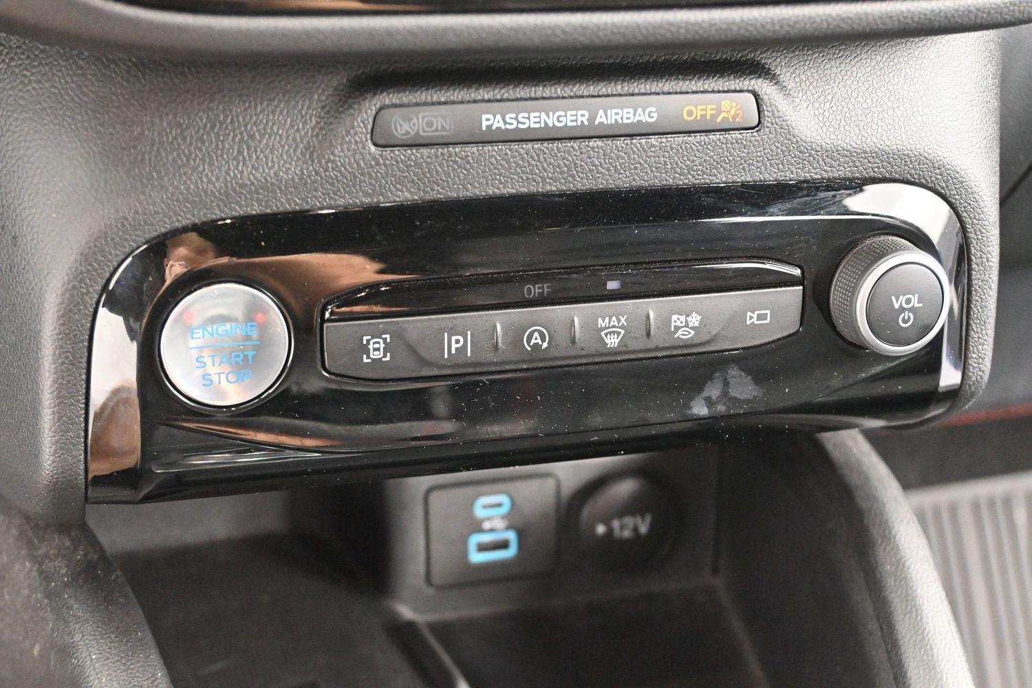 Used 2023 Ford Escape ST-Line Elite AWD/4WD image 26