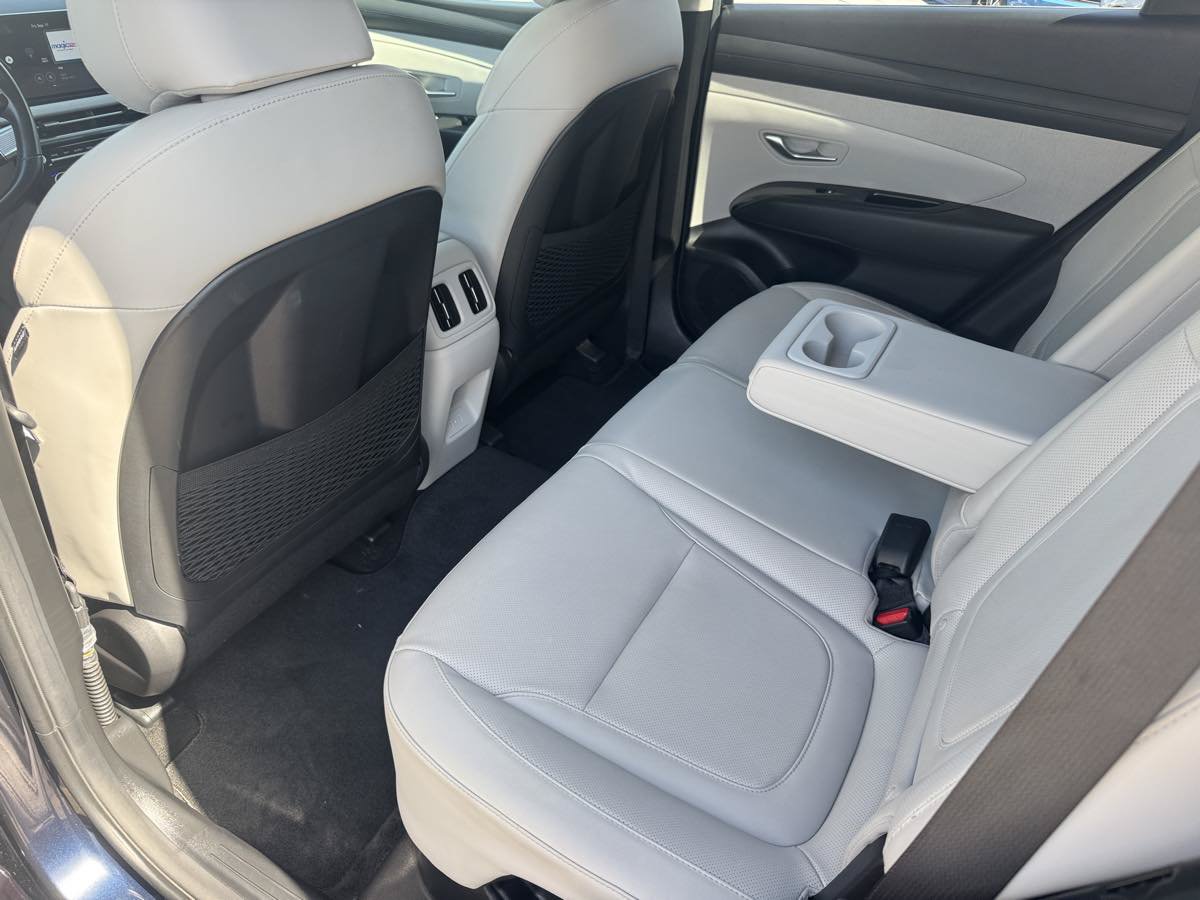 Used 2025 Hyundai Tucson SEL AWD/4WD image 21