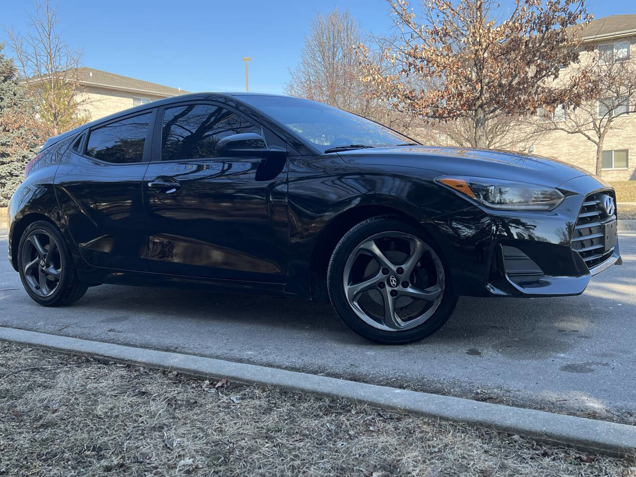 Used 2020 Hyundai Veloster 2.0 image 9