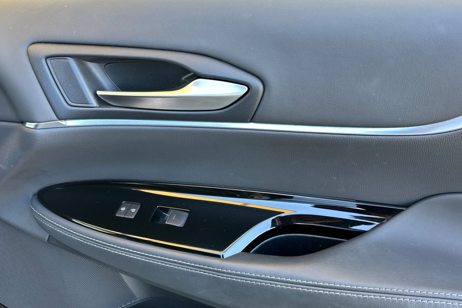 Certified 2023 Toyota Mirai XLE w/ Advanced Technology Package image 21