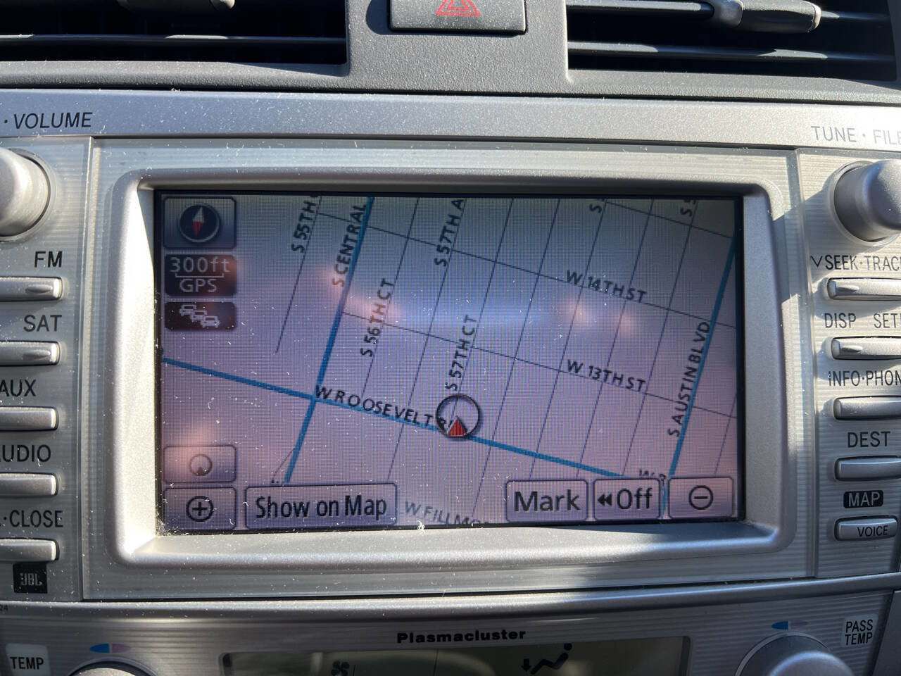 Used 2010 Toyota Camry XLE FWD image 22