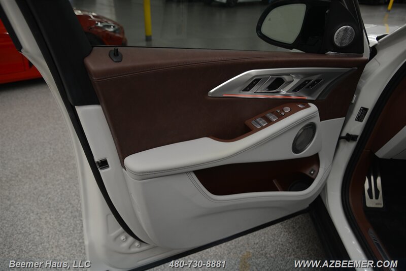 Used 2024 BMW XM AWD/4WD image 42