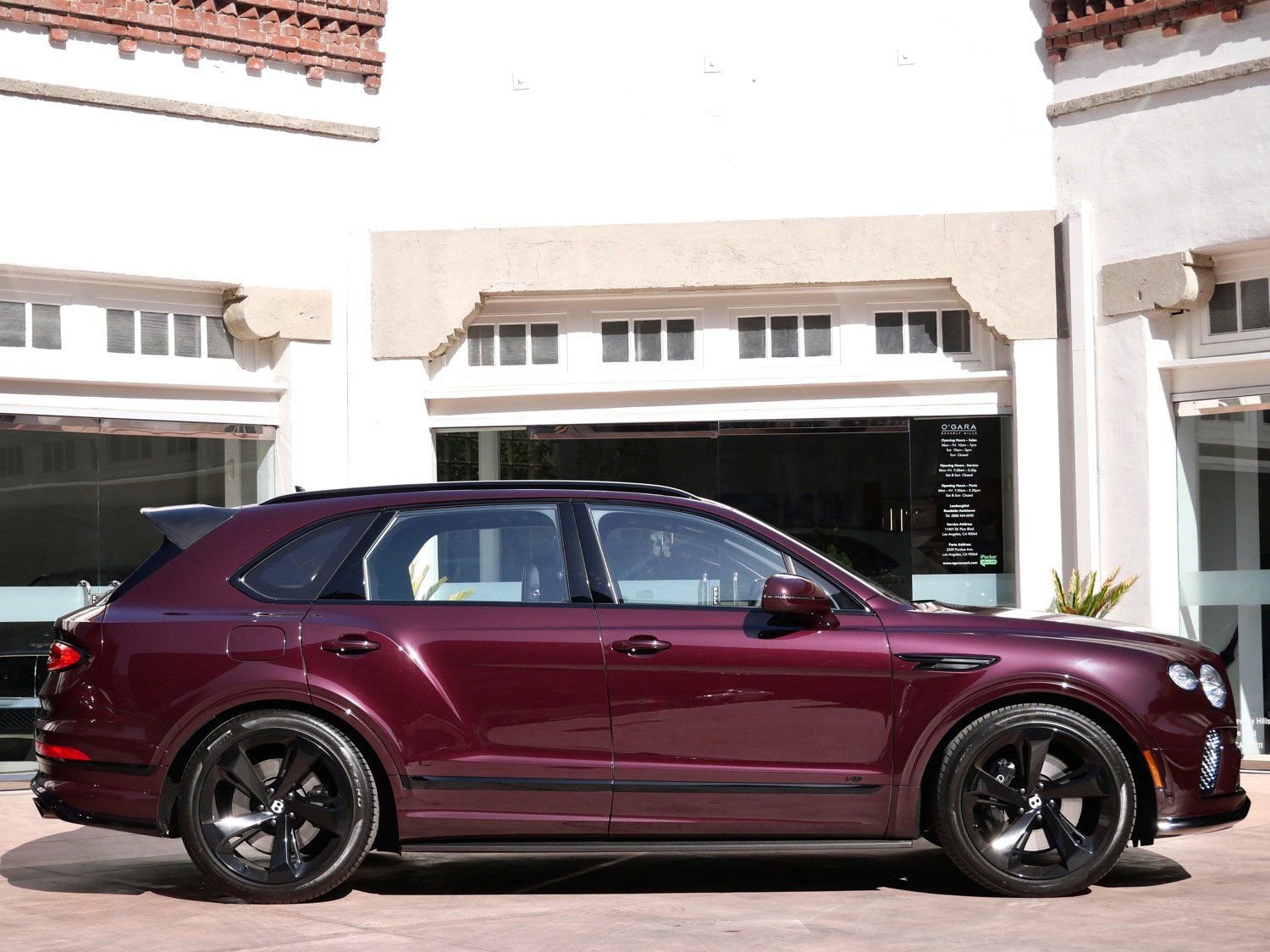 Used 2022 Bentley Bentayga image 5