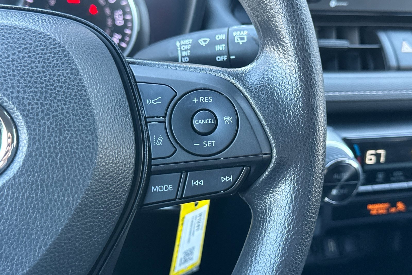 Used 2022 Toyota RAV4 LE image 36