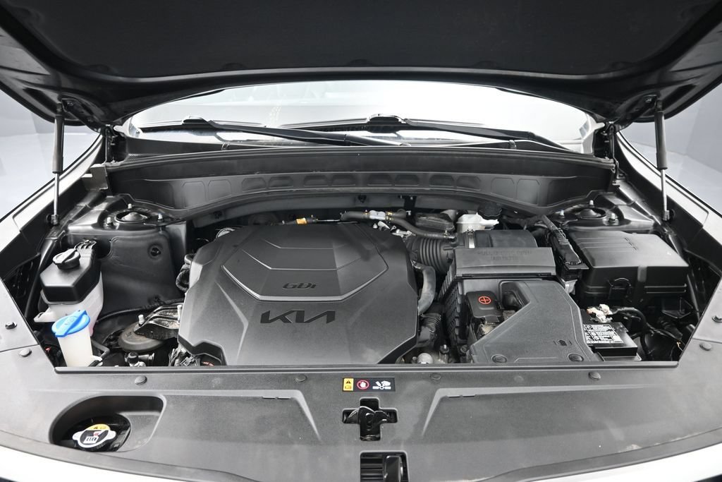 Used 2024 Kia Telluride LX FWD image 39