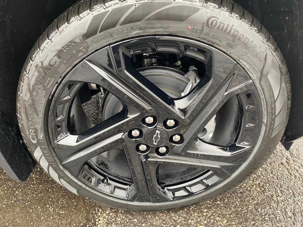 New 2025 Chevrolet Equinox EV RS image 29