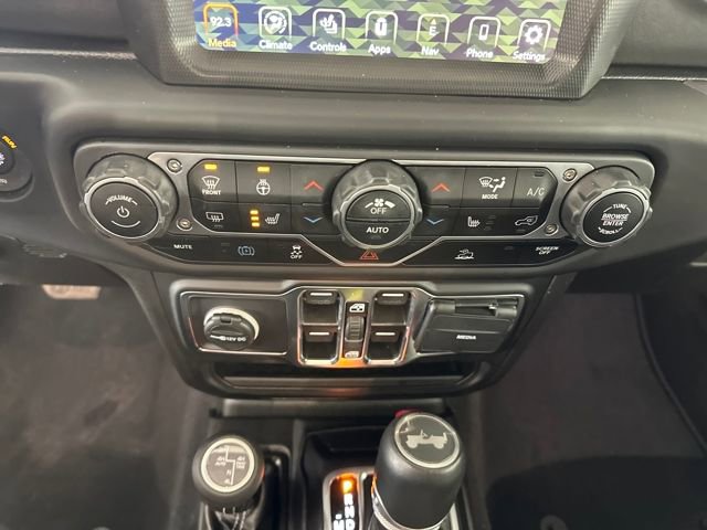 Used 2023 Jeep Wrangler Unlimited Sahara w/ Cold Weather Group image 23