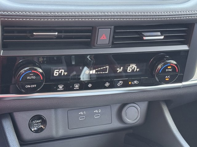 New 2025 Nissan Rogue SV image 31