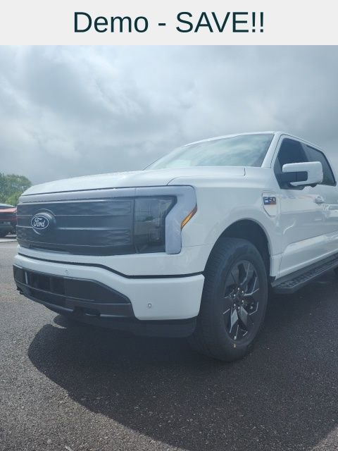 New 2025 Ford F150 Lightning Lariat image 9