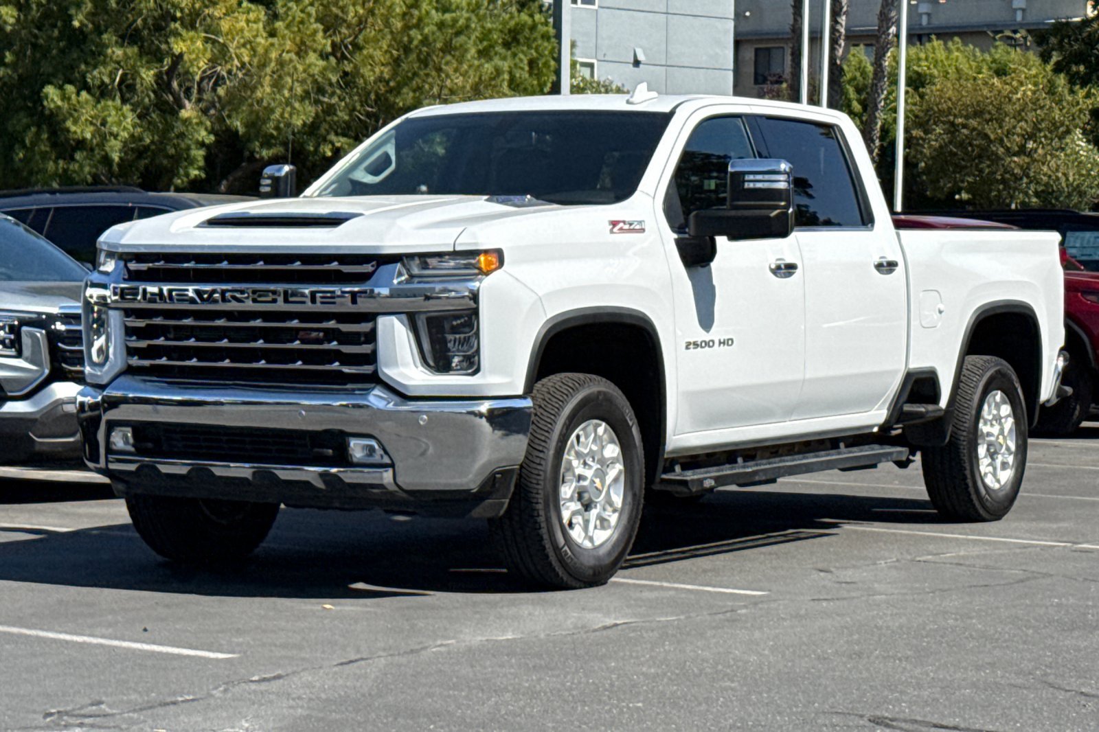 Used 2023 Chevrolet Silverado 2500 LTZ w/ LTZ Plus Package AWD/4WD image 9