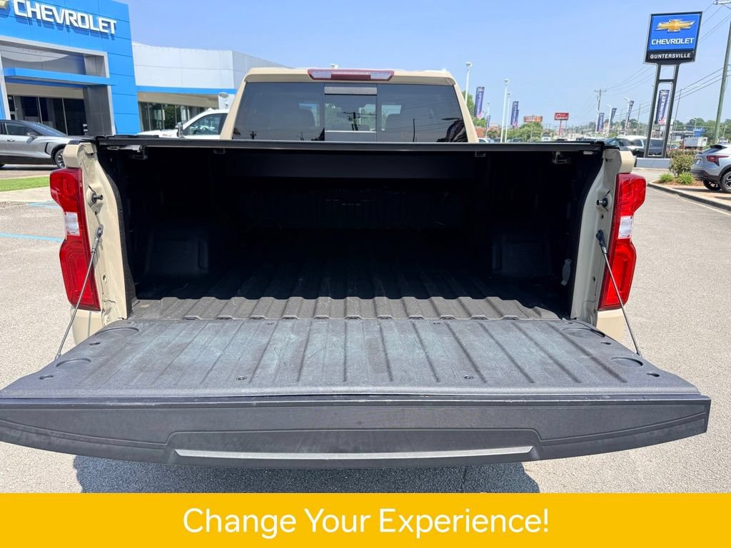 Used 2022 Chevrolet Silverado 1500 LT Trail Boss w/ LT Trail Boss Premium Package AWD/4WD image 15