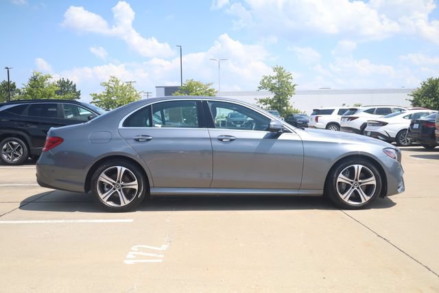 Used 2020 Mercedes-Benz E 350 4MATIC Sedan w/ Parking Assistance Package image 4